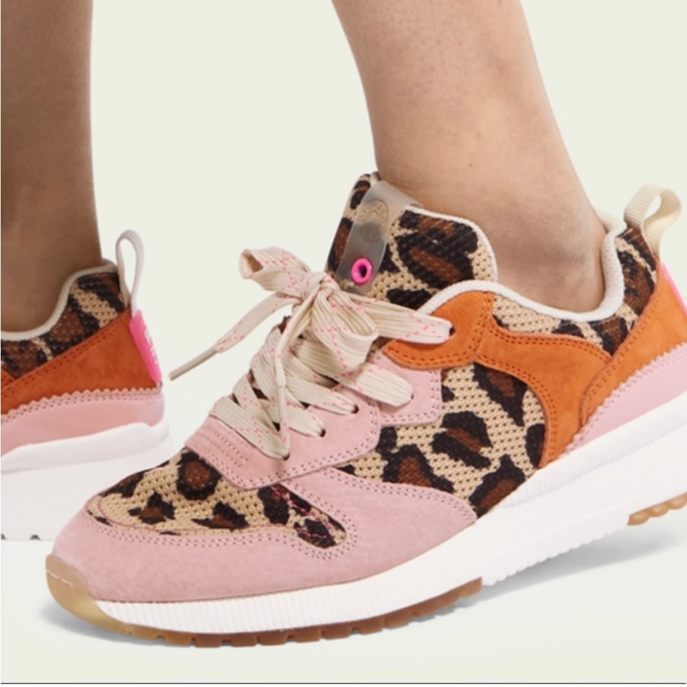 Scotch and soda sold our leopard sneaker sz 36 us 5
